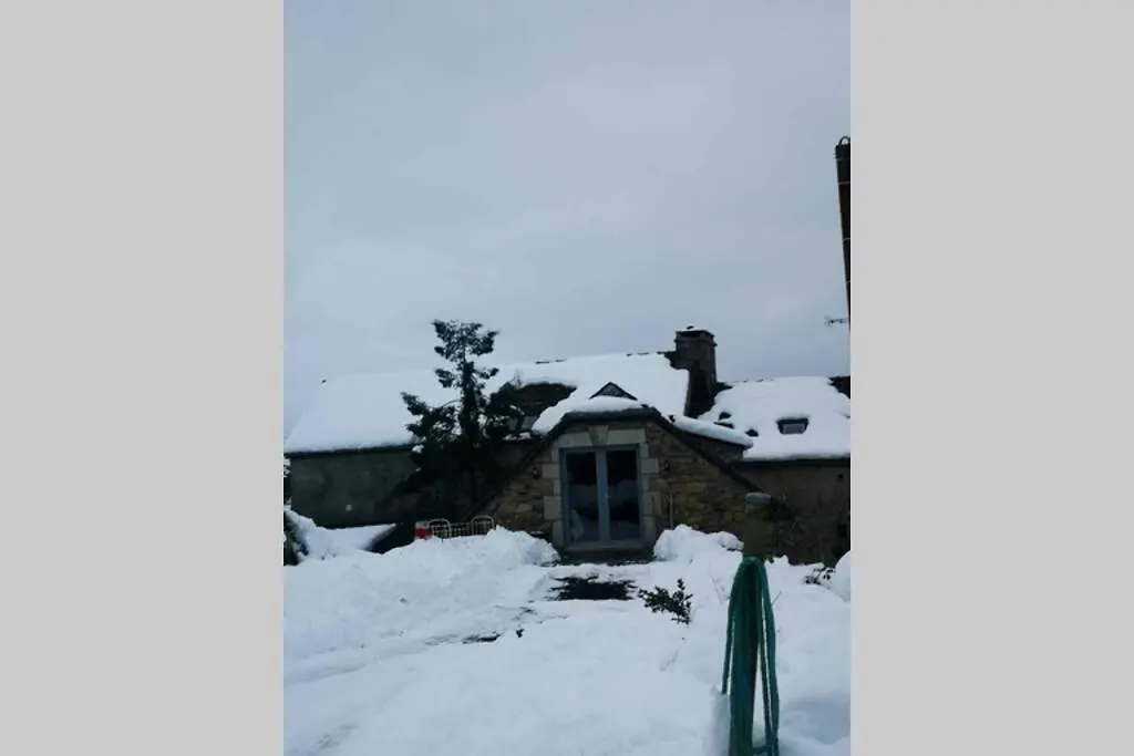 Villa Le Buron Des Loups Soulages-Bonneval Ferienhaus